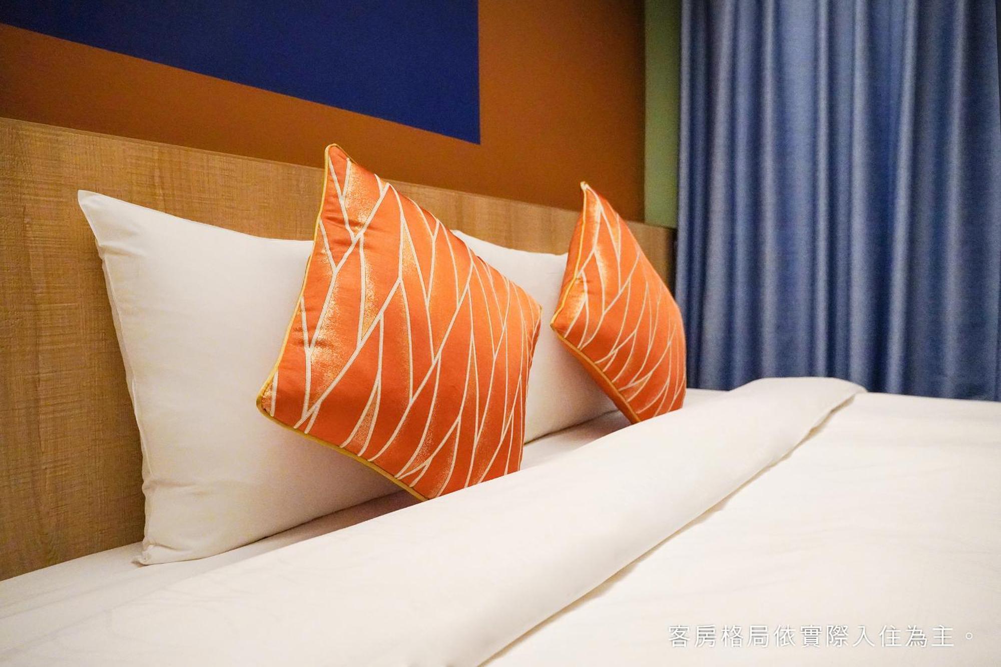 Talmud Hotel Gongyuan Тайджун Екстериор снимка