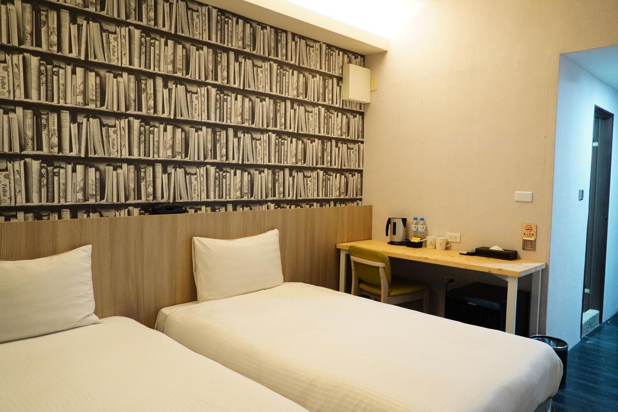 Talmud Hotel Gongyuan Тайджун Стая снимка